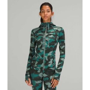 Best 25+ Deals for Lululemon Camo Jacket | Poshmark